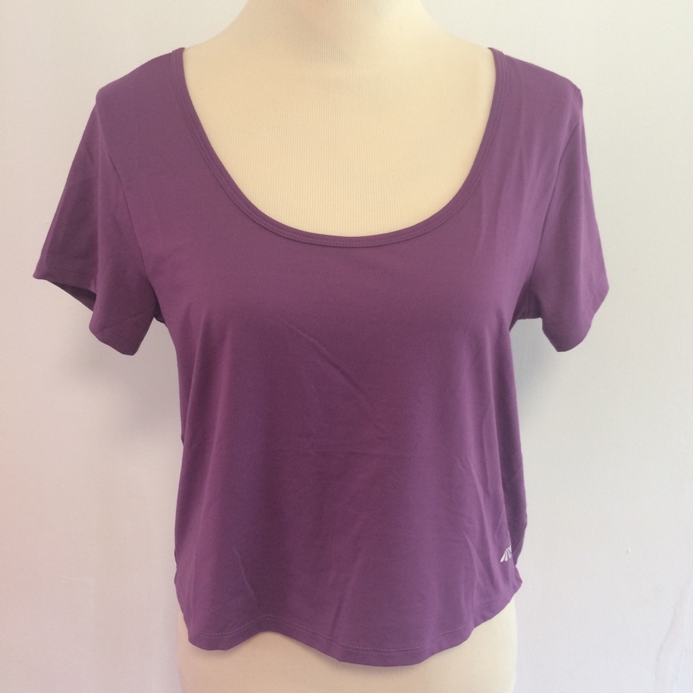 Marika activewear crop top
